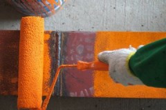 Évaluation des peintures pour la rouille: caractéristiques, avantages et inconvénients, coût, avis