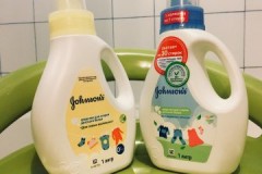 Examen des gels lavants pour enfants Johnson Baby: coût, opinions des consommateurs, analogues